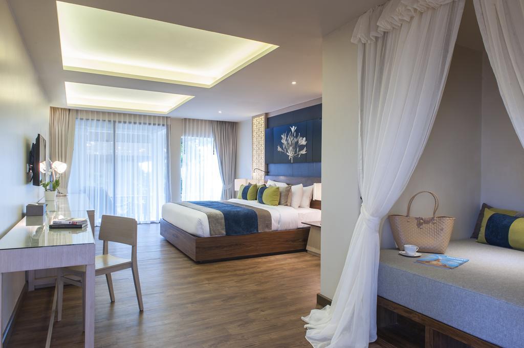 Grand Premier Family Room
